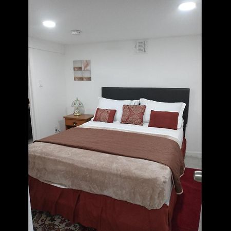 "Cozy Basement Retreat Just 40 Minutes To Nyc!" Apartamento Irvington Exterior foto