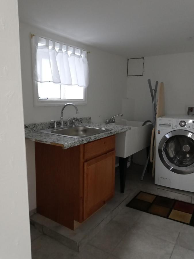 "Cozy Basement Retreat Just 40 Minutes To Nyc!" Apartamento Irvington Exterior foto
