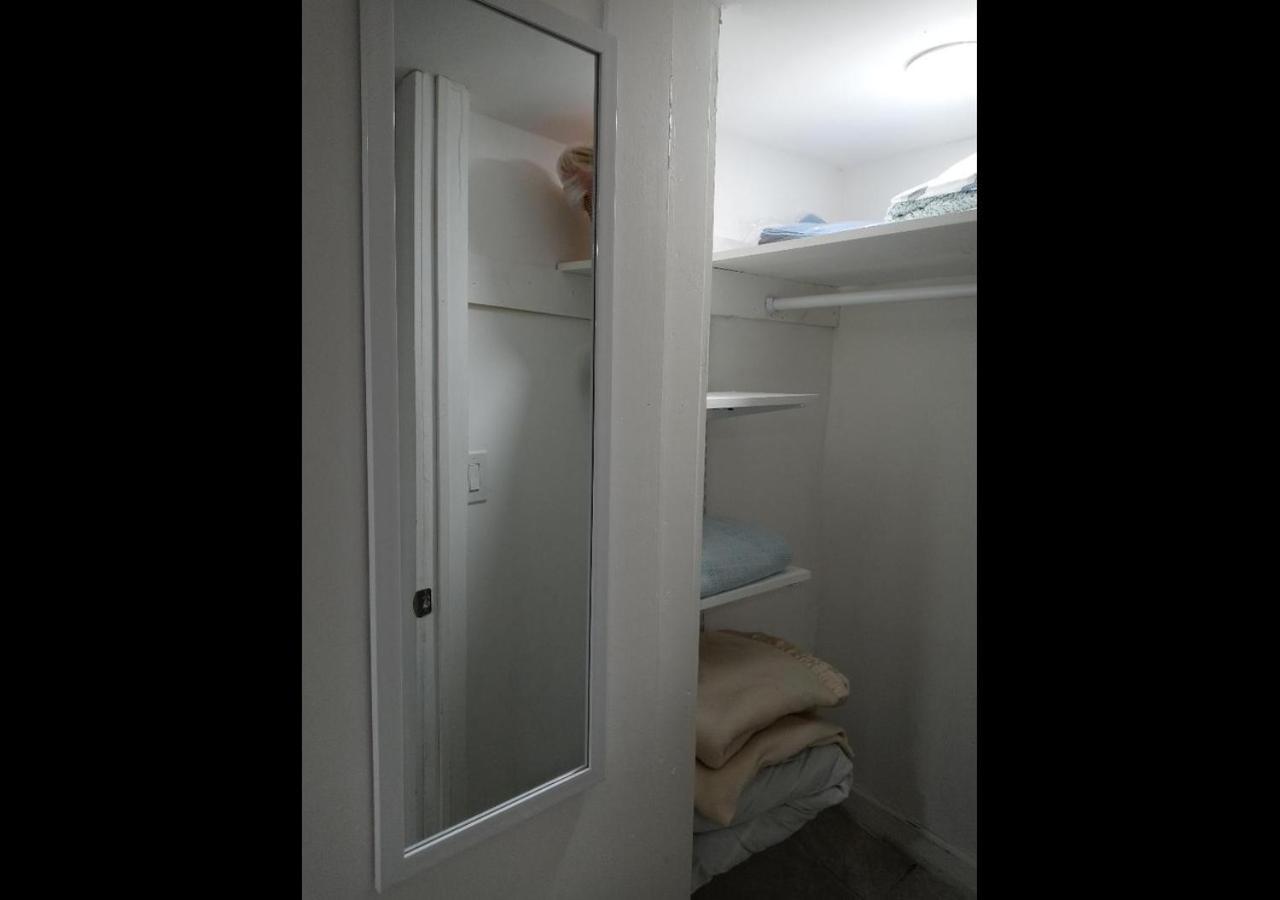 "Cozy Basement Retreat Just 40 Minutes To Nyc!" Apartamento Irvington Exterior foto