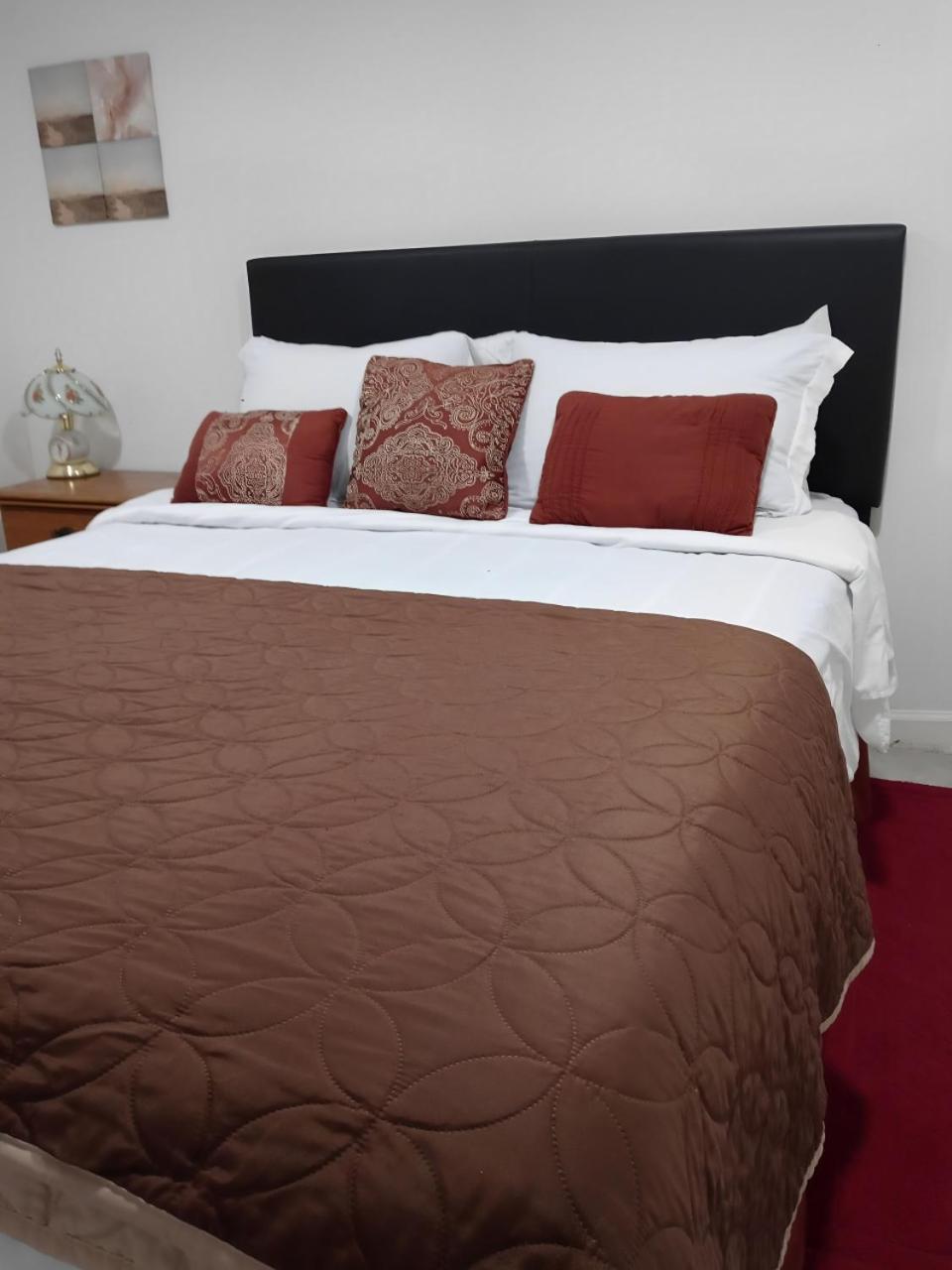 "Cozy Basement Retreat Just 40 Minutes To Nyc!" Apartamento Irvington Exterior foto